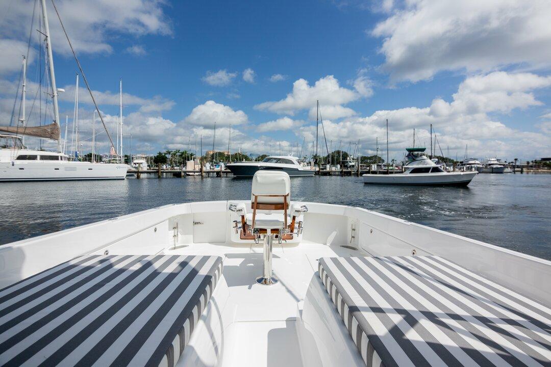 35 Flybridge