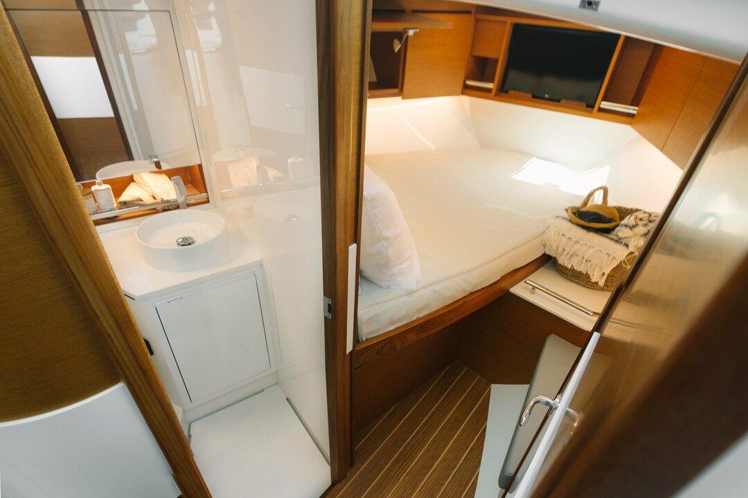 35 Flybridge