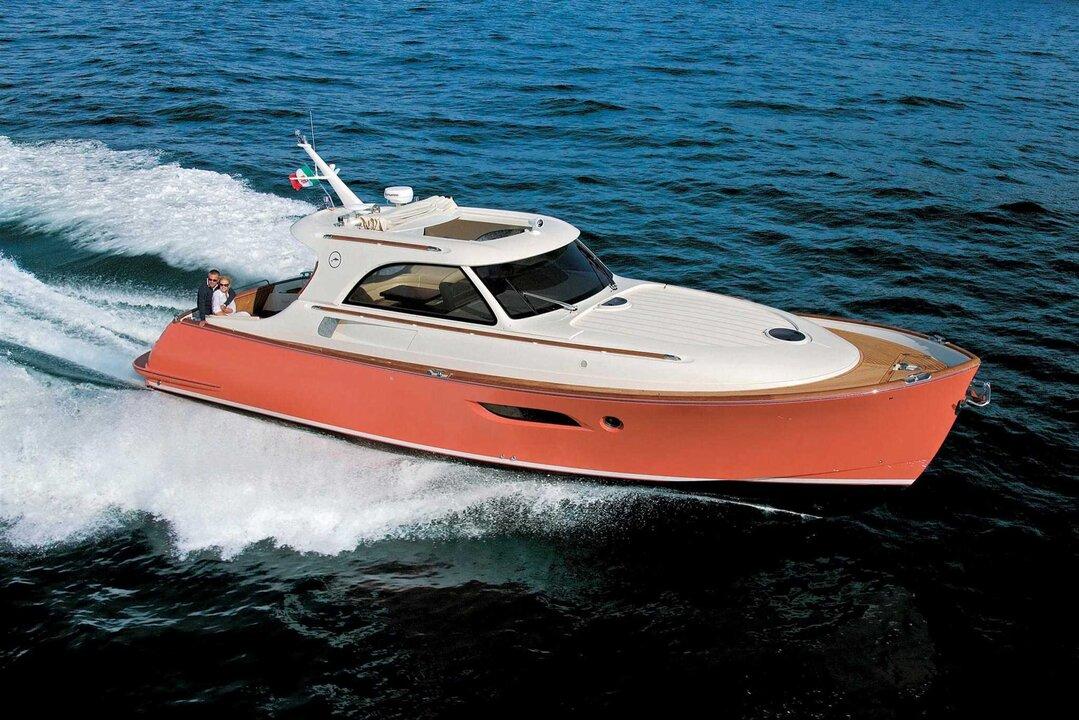 Mochi Craft Dolphin 44’