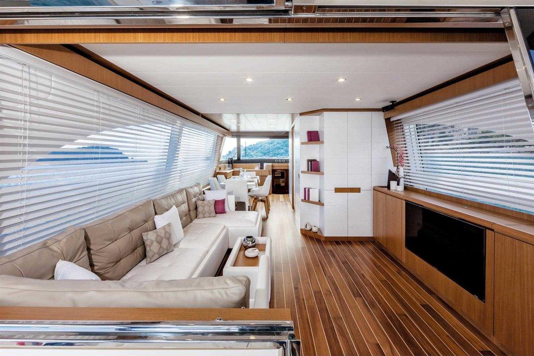 Mochi Craft Dolphin 64’ Cruiser