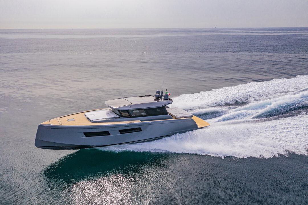 GT52