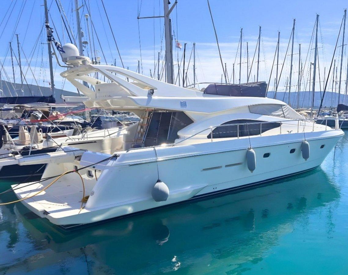 Ferretti 530 M/Y KOSMOS II