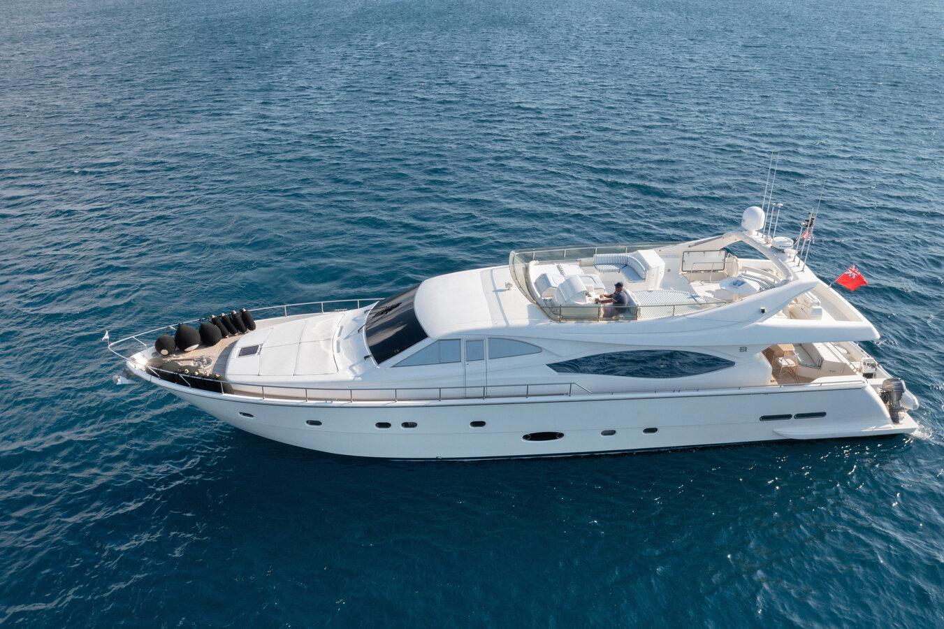 Ferretti Yachts 760