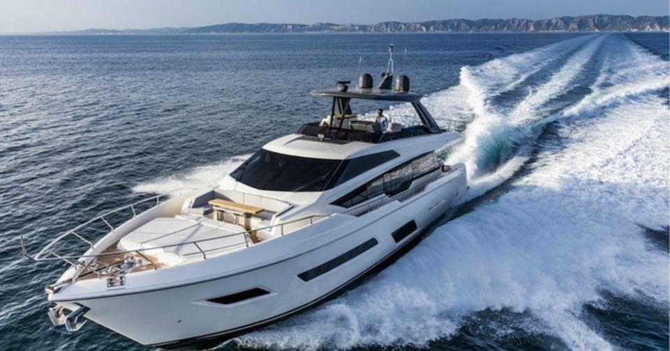 article New Ferretti 780 "conquers" Cannes banner image